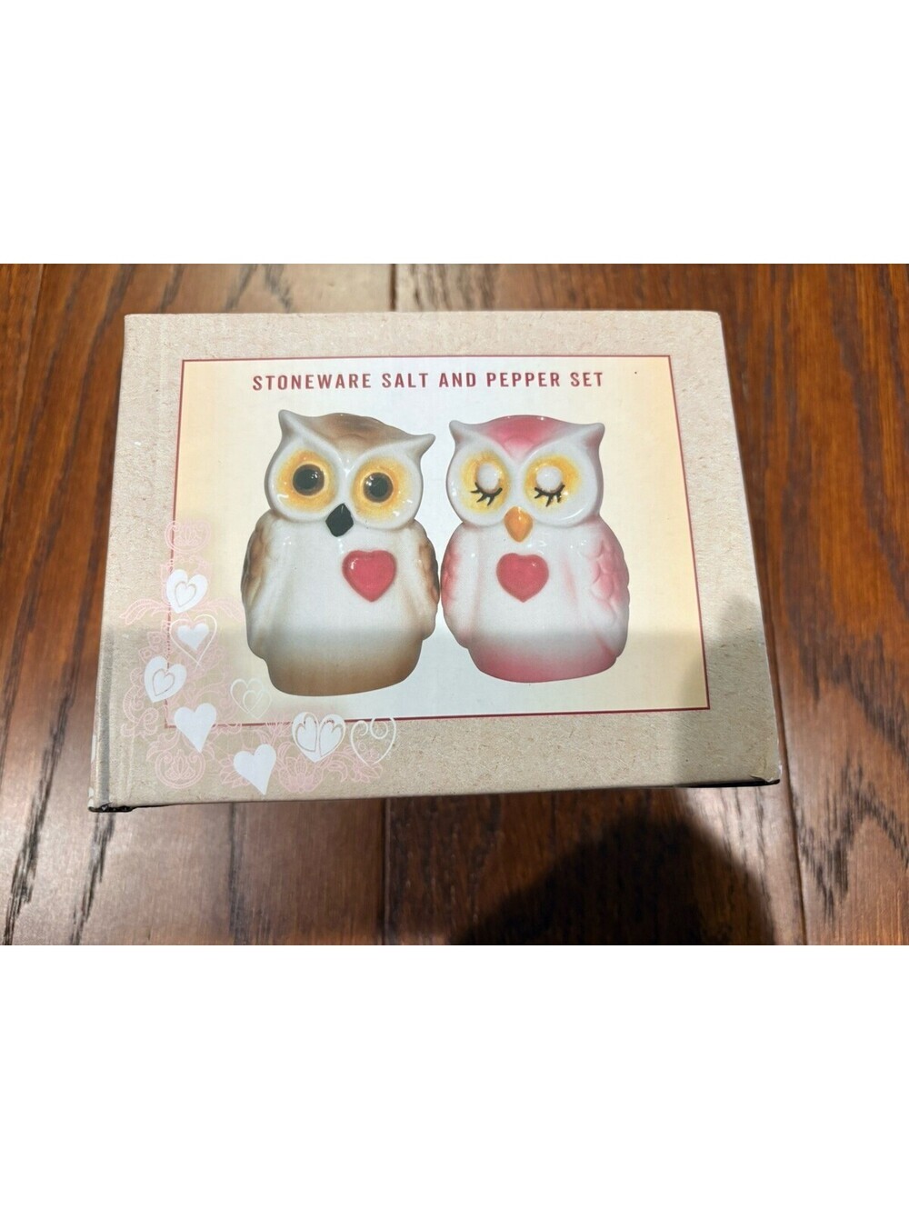 Cracker Barrel Owl Salt & Pepper Shakers Ceramic 2x3in Heart w/Heart
